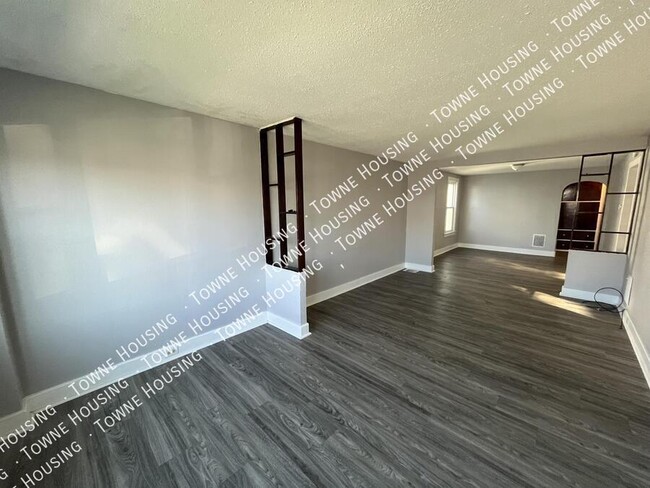 Photo - 15 Beatrice Ave Unit 1