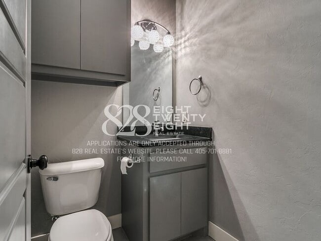 Photo - *AVAILABLE NOW!* Urban chic 3 bed/2.5 bath Townhome in West Norman!