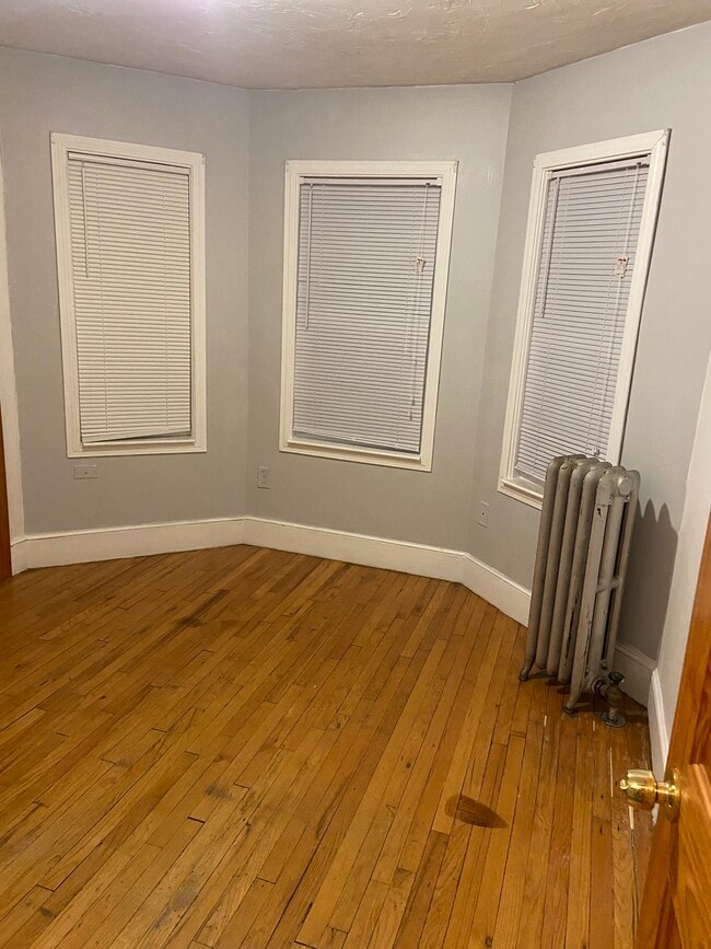 Photo - 4041 Washington St Unit 2