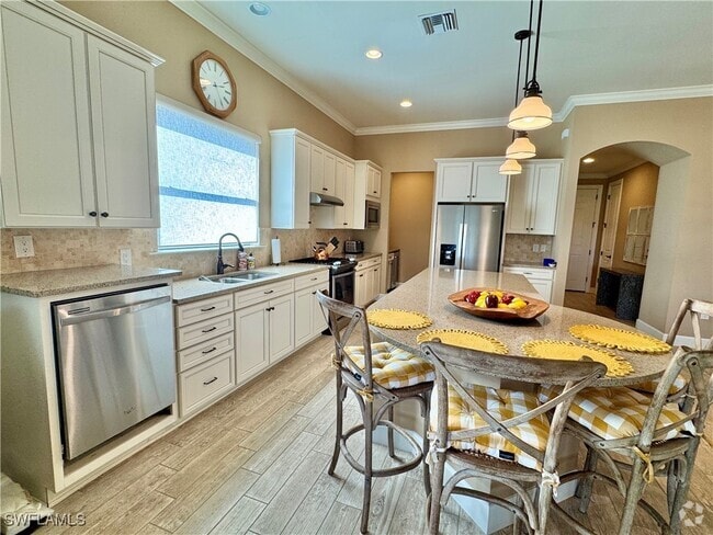 Building Photo - 9418 Greyhawk Trl Rental