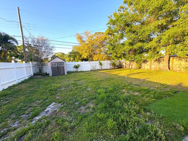 Photo - 1145 57th Ave N