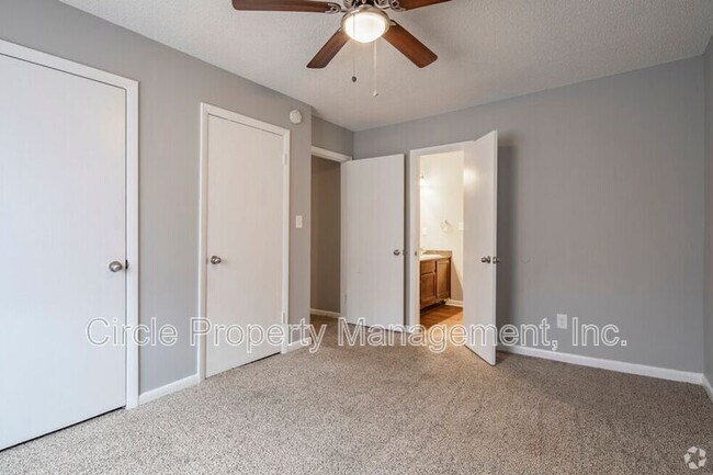 Photo - 2021 Highridge Dr SW Unit 5B