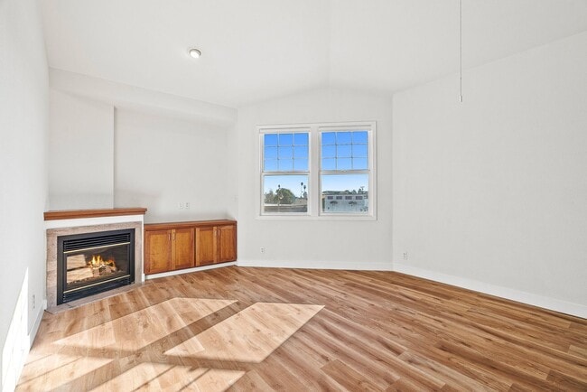 Building Photo - 1332-1332 Mission St Unit 1332 A Mission