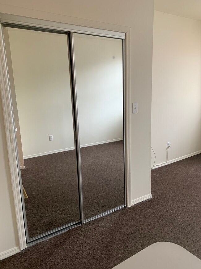 Photo - 170 Academy St