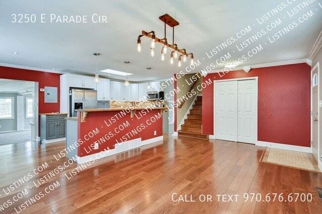 Photo - 3250 Parade Cir E