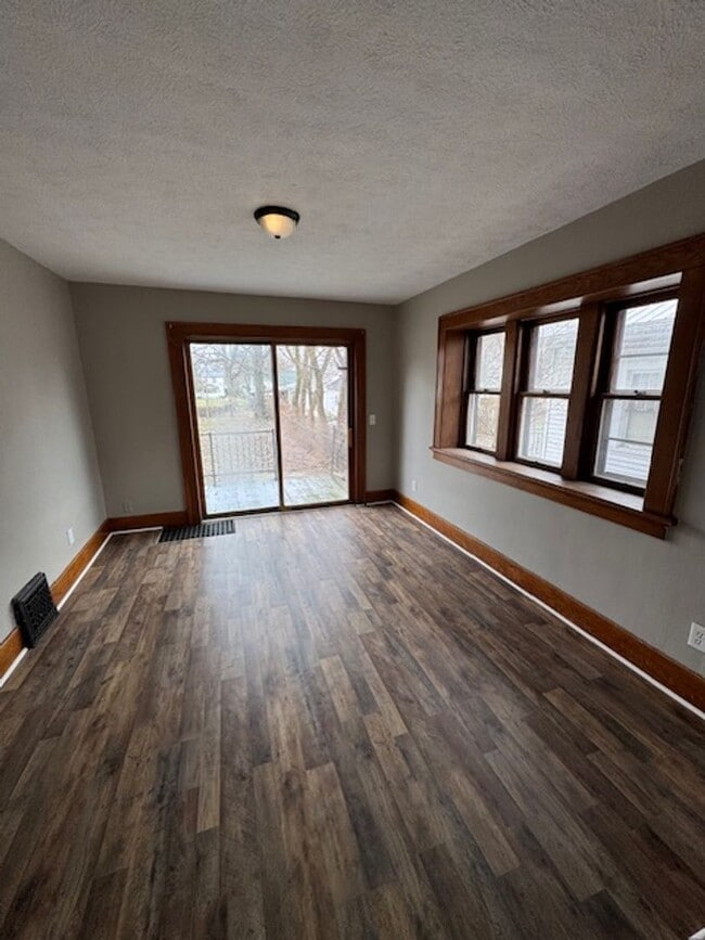 Photo - 3519 Weisser Park Ave