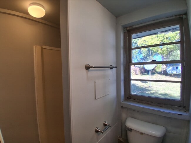 Photo - 212 Edwards-