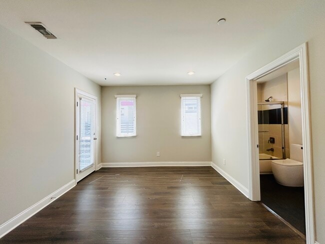 Photo - 7205 S La Cienega Blvd