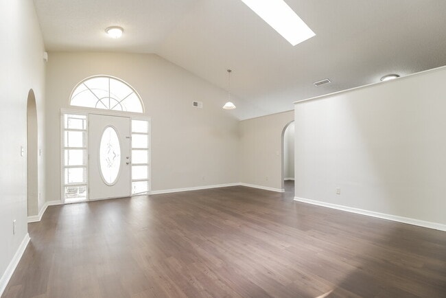 Photo - 1032 Kelly Creek Cir