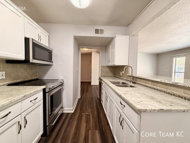 4727 Jarboe St Unidad 95