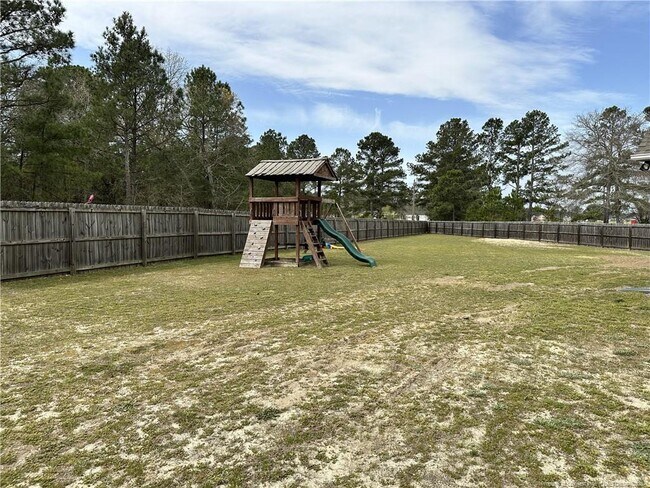 Photo - 2240 Sir Michael Dr