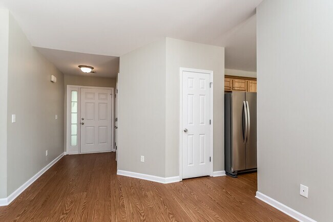 Photo - 172 Lantana Dr