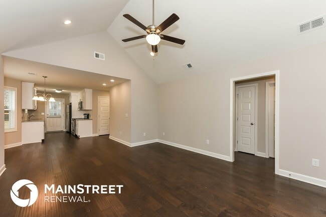 Photo - 122 W Hite St