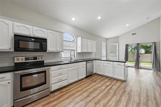 Photo - 7464 Maroon Dr