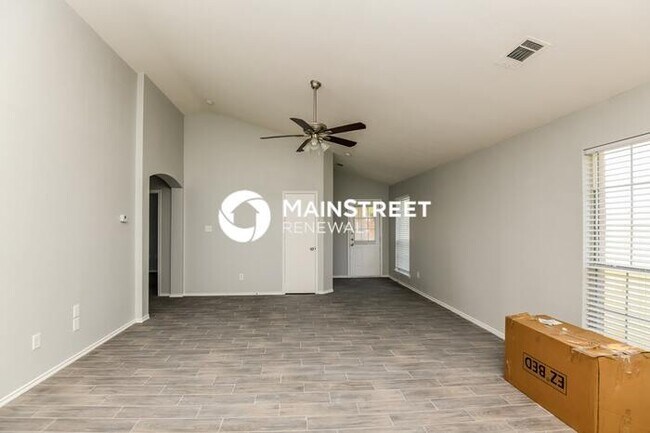 Photo - 3 Bedroom Pet-Friendly Home in Crowley, TX with Main Street Renewal