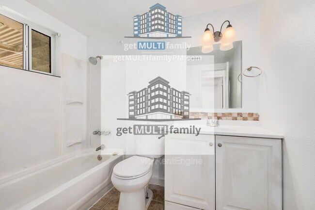 Photo - 1402 W Mercer Ln Unit 1