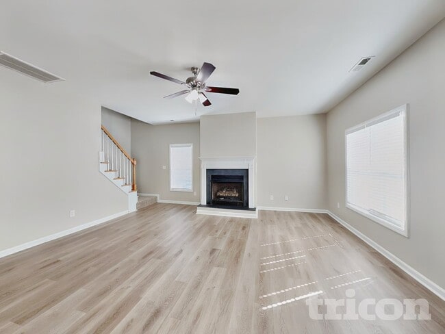 Photo - 5513 Landreaux Dr