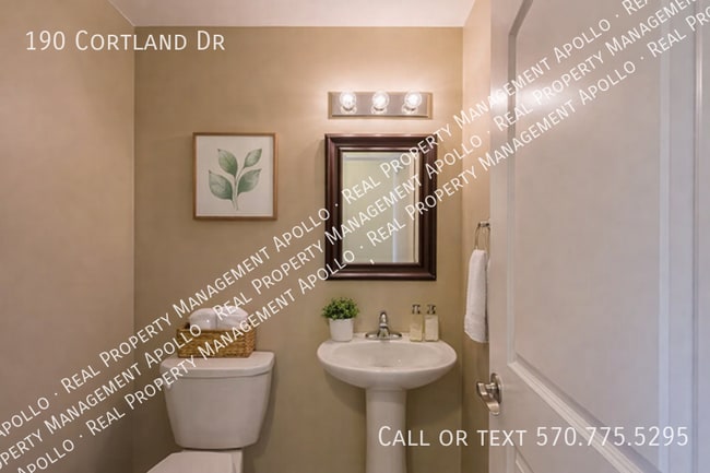 Photo - 190 Cortland Dr