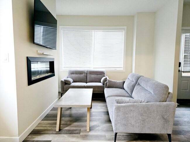 Photo - 13020-13113 113 Ave NW Unit 13020 MAIN