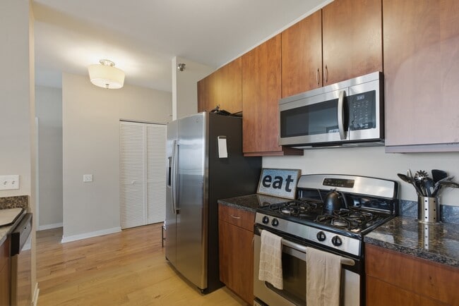 Photo - 757 N Orleans St Unit 0705n