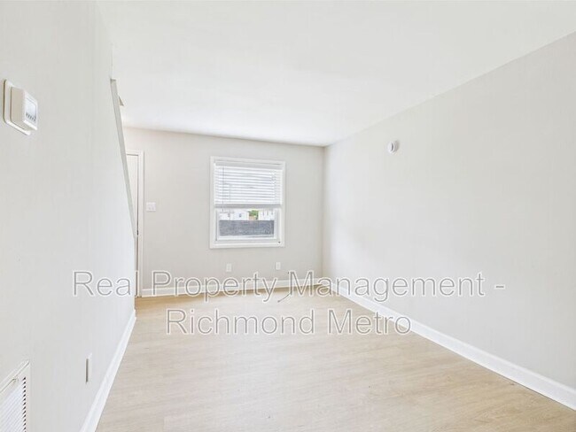 Photo - 2701 Midlothian Tpke