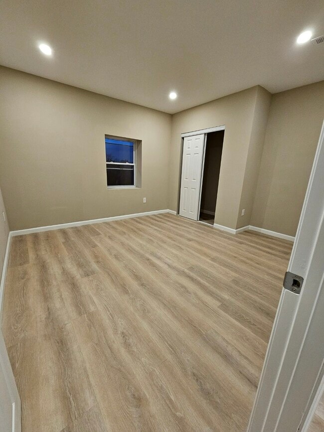 Building Photo - 3311 N 17th St Unit A-D Rental