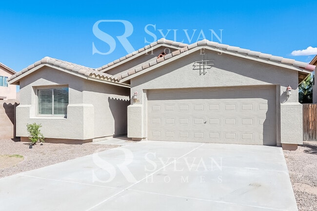 Photo - Lease today! No extra charge for contentme...