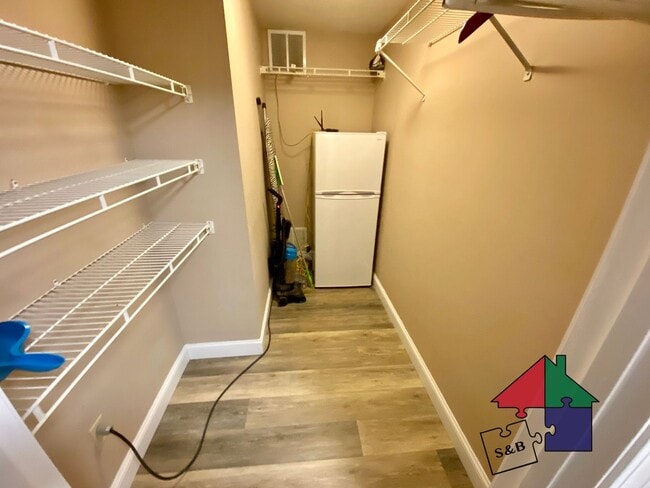 Photo - 276 Locust Hill Rd Unidad B