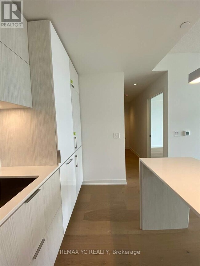 Photo - 20 Richardson St Unit 1807