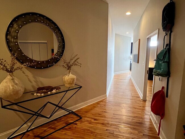 Photo - 315 Arch St Unit 604