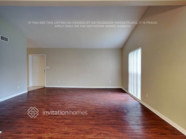 Photo - 2464 Carolton Rd