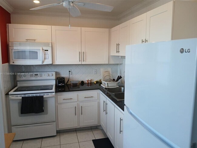 Photo - 1425 Atlantic Shores Blvd