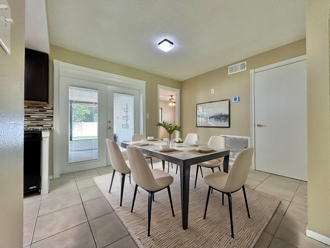 Photo - Stylishly upgraded 4Bedrooms/2Baths home i...