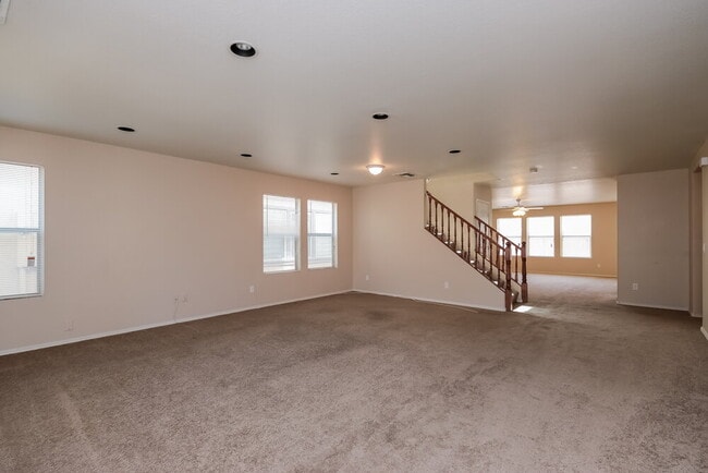 Photo - 11215 W Garfield St