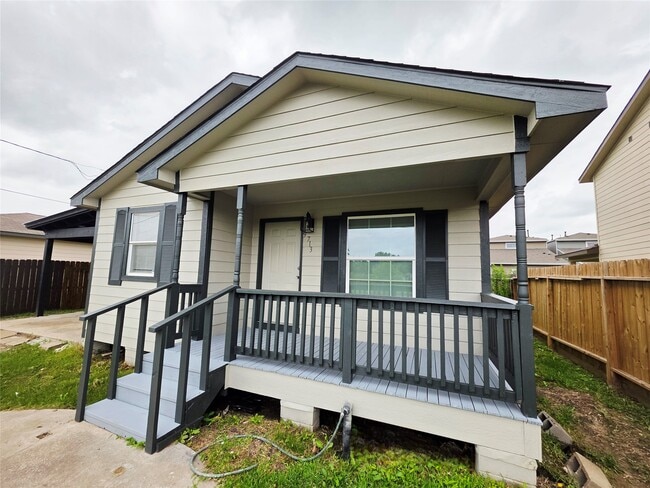Building Photo - 9713 Yuma St