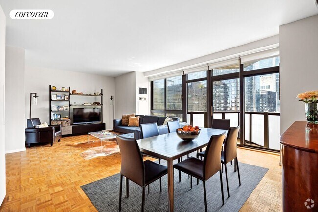Building Photo - 100 United Nations Plaza Rental