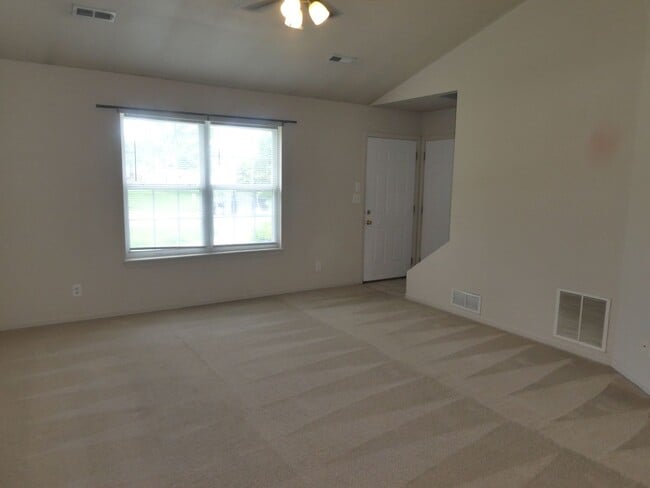 Photo - 4409-11 Derby Ridge Dr Unit 4409