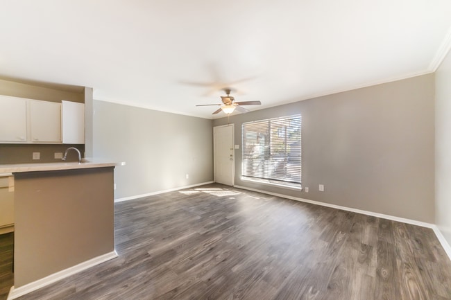 16700 Golf Club Dr, Crosby, TX 77532, EE. UU._20251220 - 018.jpg - Spring Hill Village Apartments