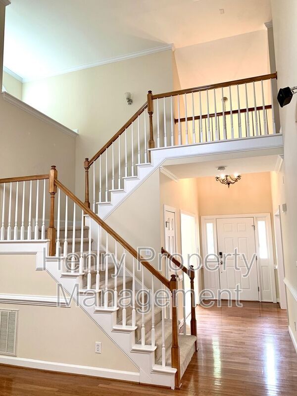 Photo - 212 Lewey Brook Dr