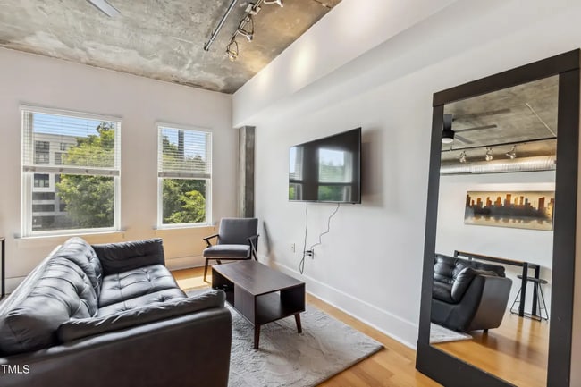 Building Photo - 444 S Blount St Unit 209