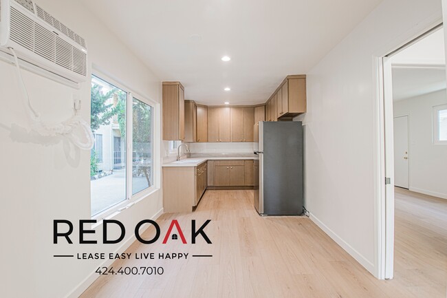 1734 Taft Ave Unit 6