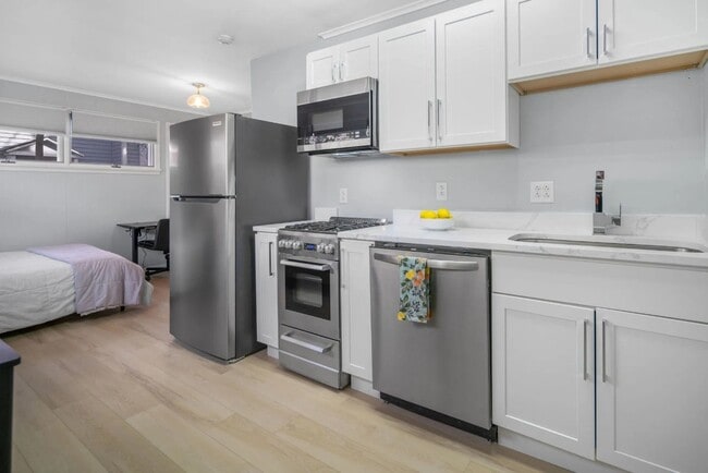 Building Photo - 104 Harvard Place Rental