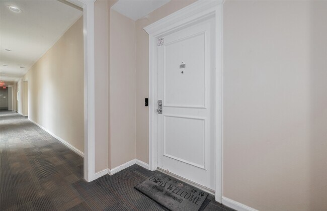 Photo - 2475 Underwood St Unit 381