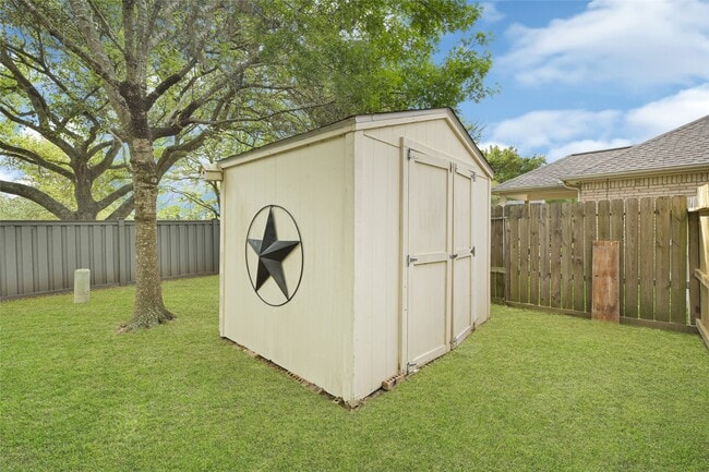 Photo - 3401 Pheasant Ln