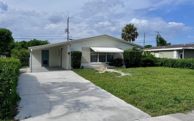 Building Photo - 1220 W 1st St Rental