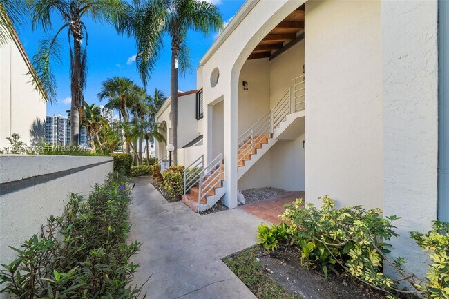 Photo - 3549 Magellan Cir Unidad 418