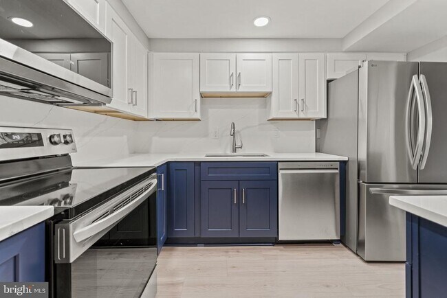 Photo - 7640 Tremayne Pl Unidad 110