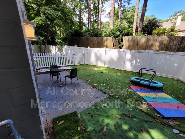 Photo - 5606 Roberts Dr