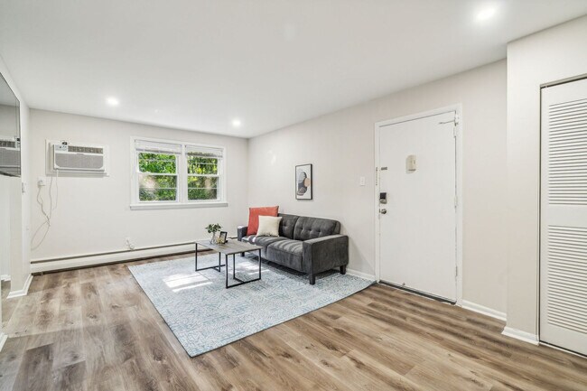 Photo - 118 Wharton Dr Unit SI ID1612996P