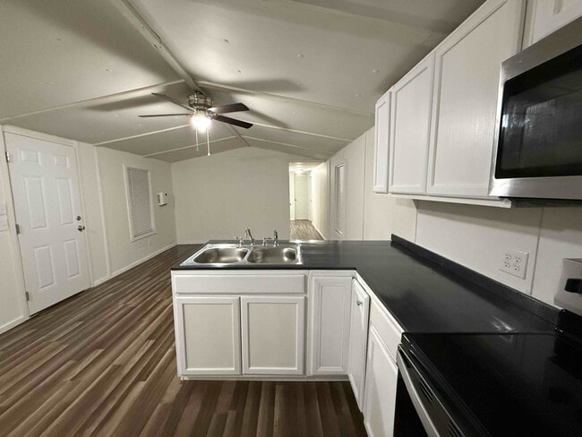 Photo - 3627 Keys St